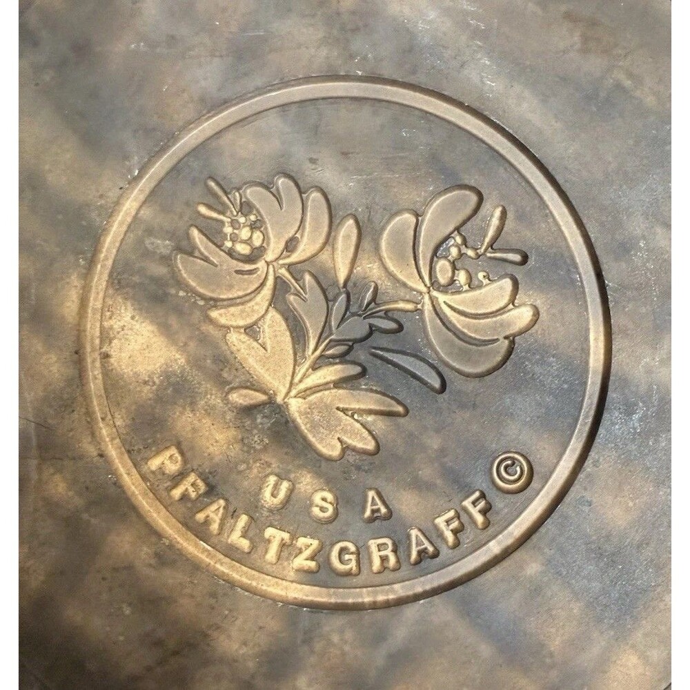 VTG 1937 Pfaltzgraff Brand Decorative Baking Stone Stamped Floral Design